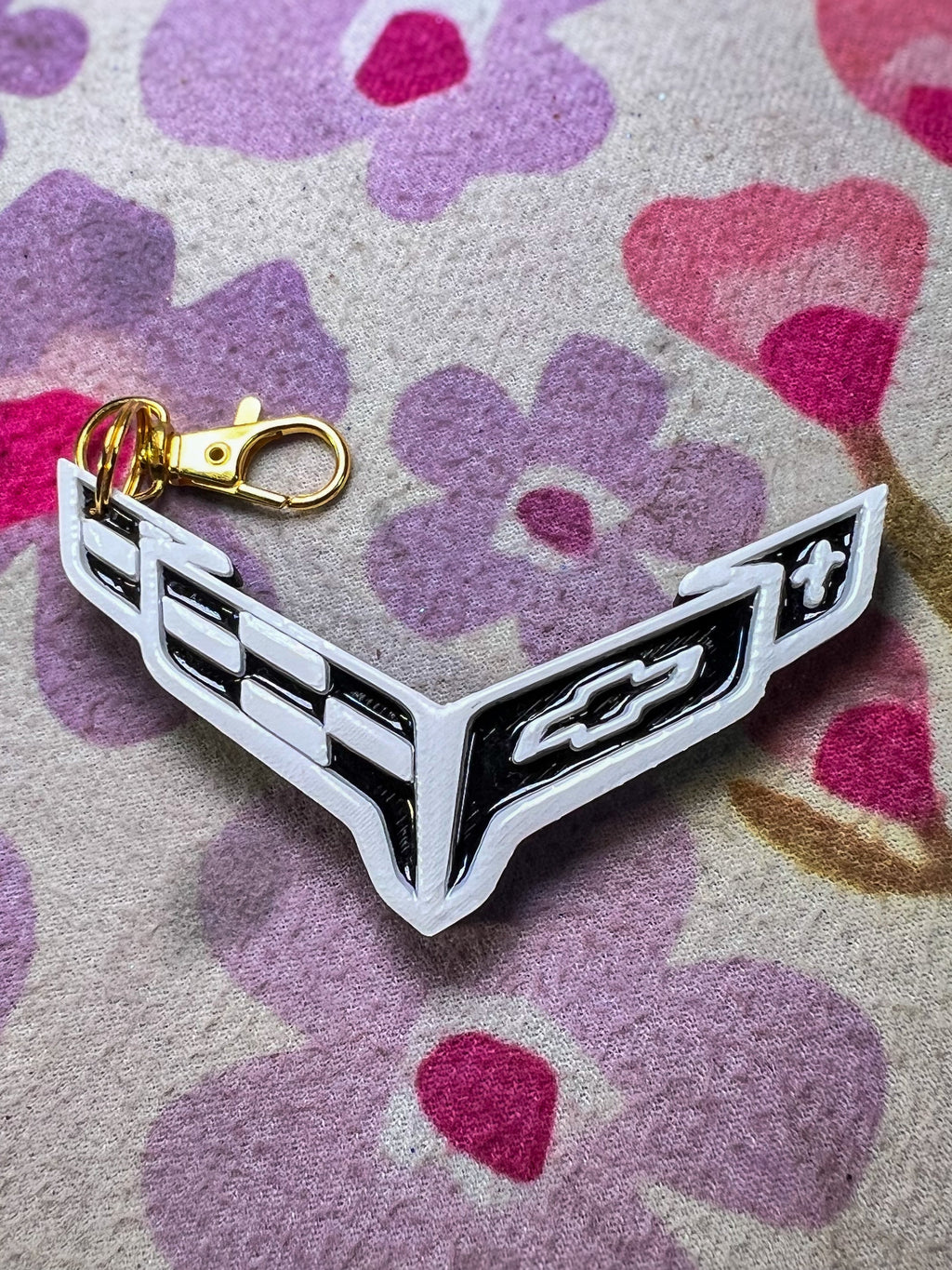 Vette Emblem Keychain | Black & White Corvette Symbol Key Chain | Gold Clasp | Car Enthusiast Gift | Vette Owner Accessories