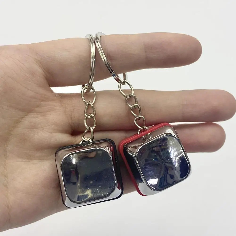 Creative Electric Keyboard Keychain Street Trick Novelty Item Keychain Novelty Prank Toys Shocking Handshake Trick Clicker Toy